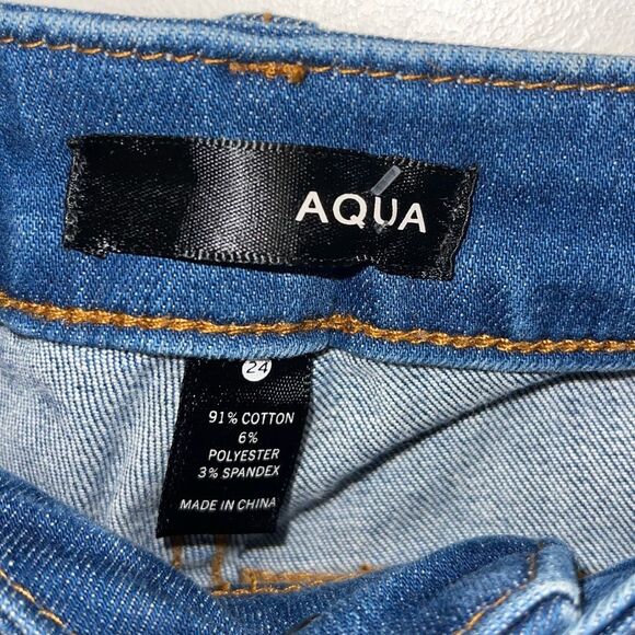 Aqua Button Front Stretch Denim Jeans Cropped Straight Size 24 EUC - Picture 6 of 9